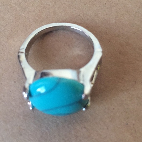 Beautiful Turquoise ring - Picture 3 of 9
